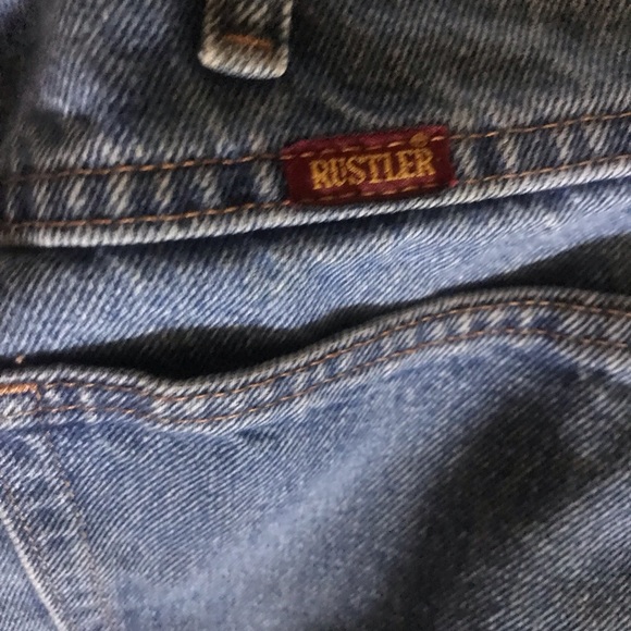 Wrangler Rustler Men's Regular Fit Jeans 38x29 Used - Picture 3 of 5